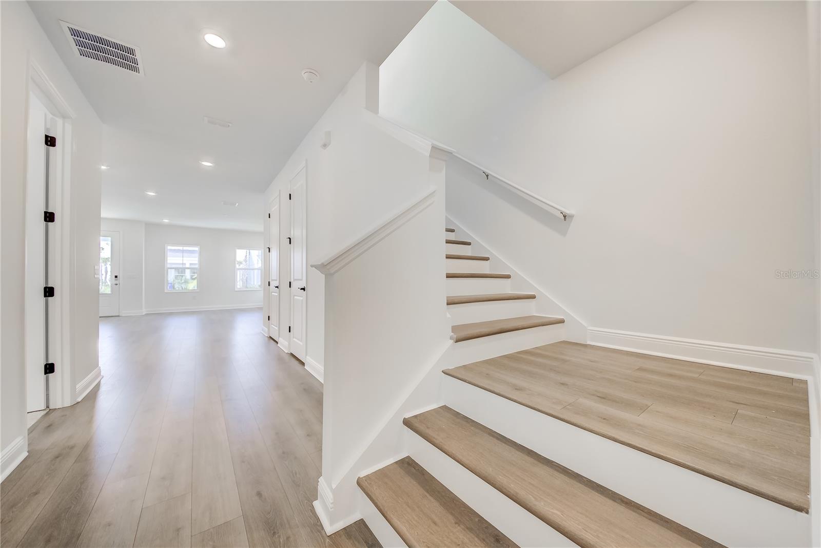 9039 DUANY LN, SARASOTA, FL, 34240