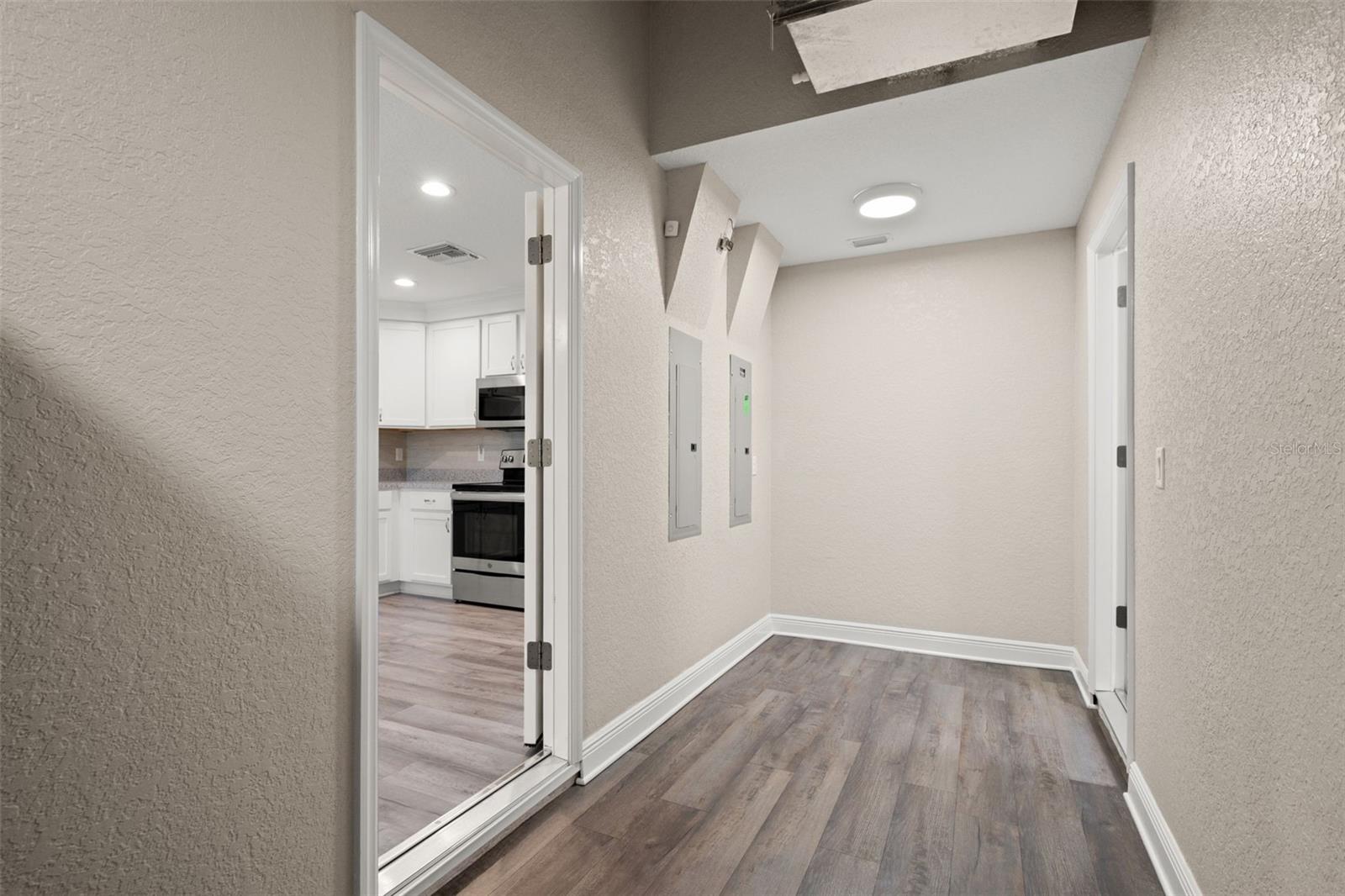 11099 YELLOW HAMMER RD, WEEKI WACHEE, FL, 34614