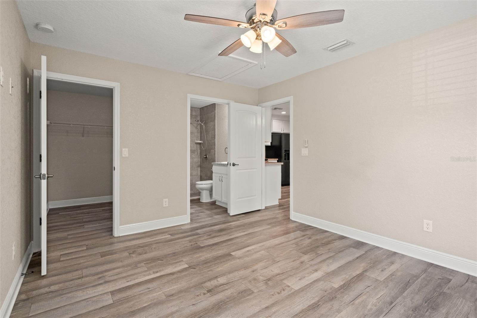 11099 YELLOW HAMMER RD, WEEKI WACHEE, FL, 34614