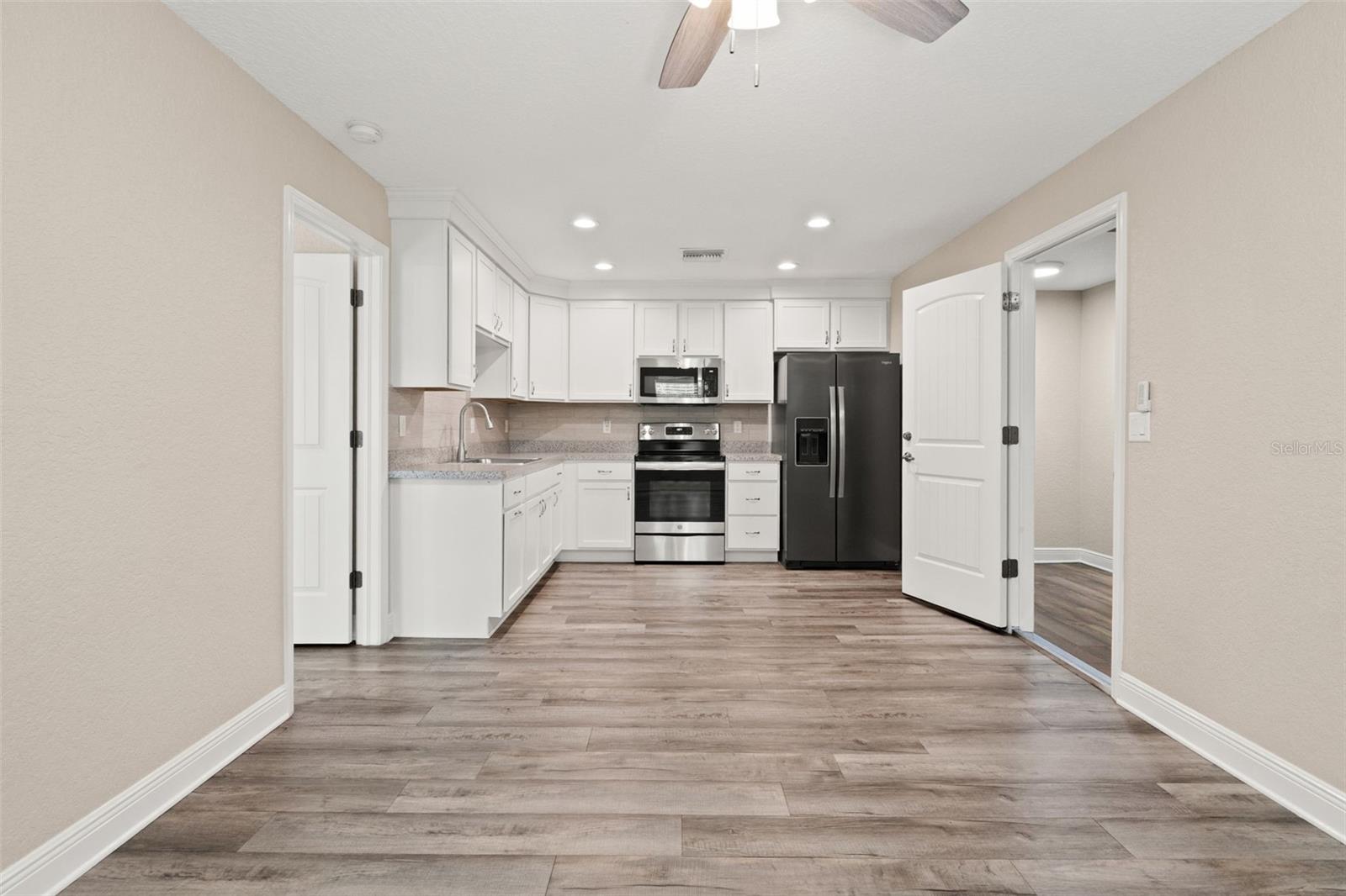 11099 YELLOW HAMMER RD, WEEKI WACHEE, FL, 34614