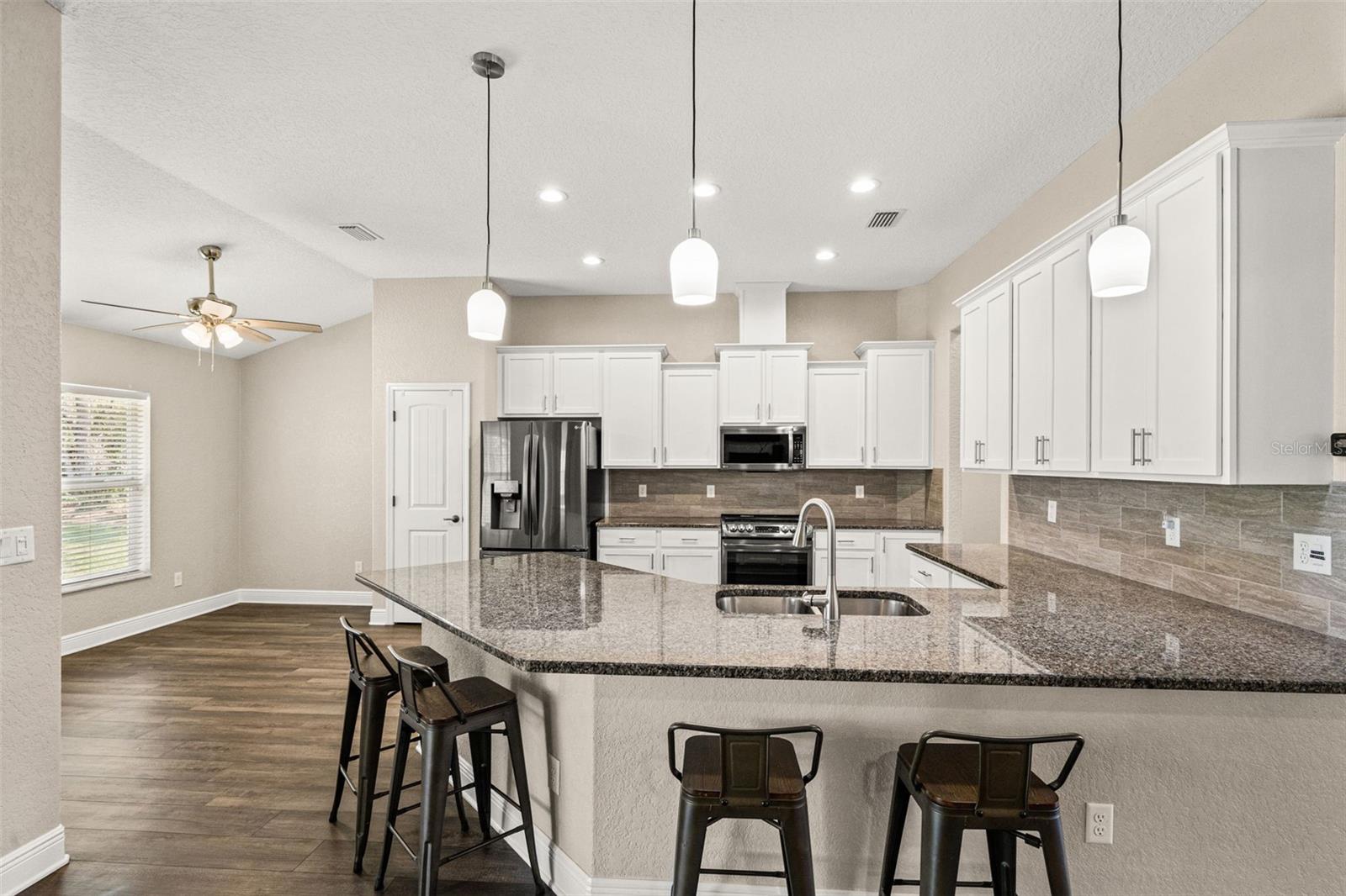 11099 YELLOW HAMMER RD, WEEKI WACHEE, FL, 34614