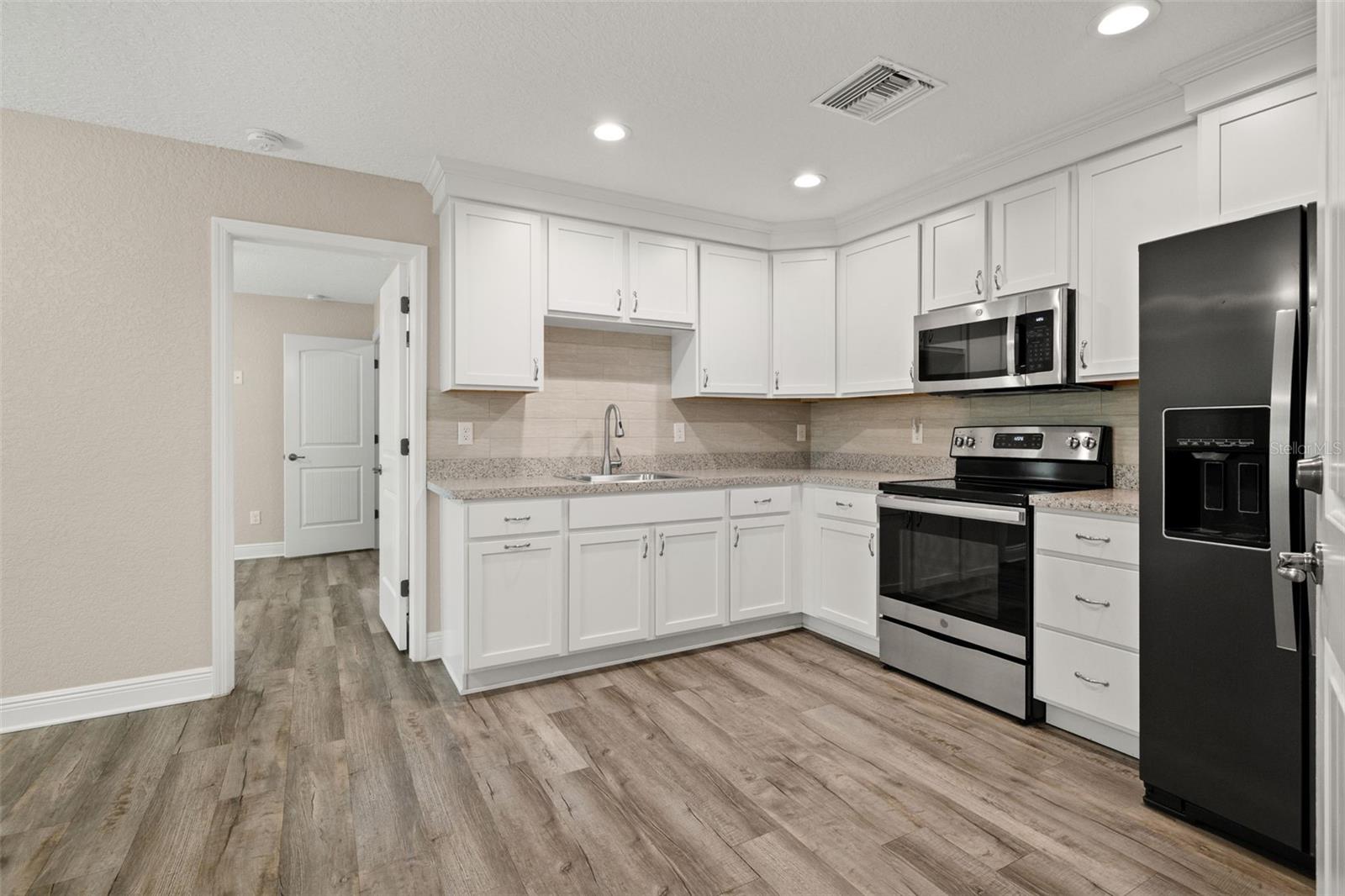 11099 YELLOW HAMMER RD, WEEKI WACHEE, FL, 34614