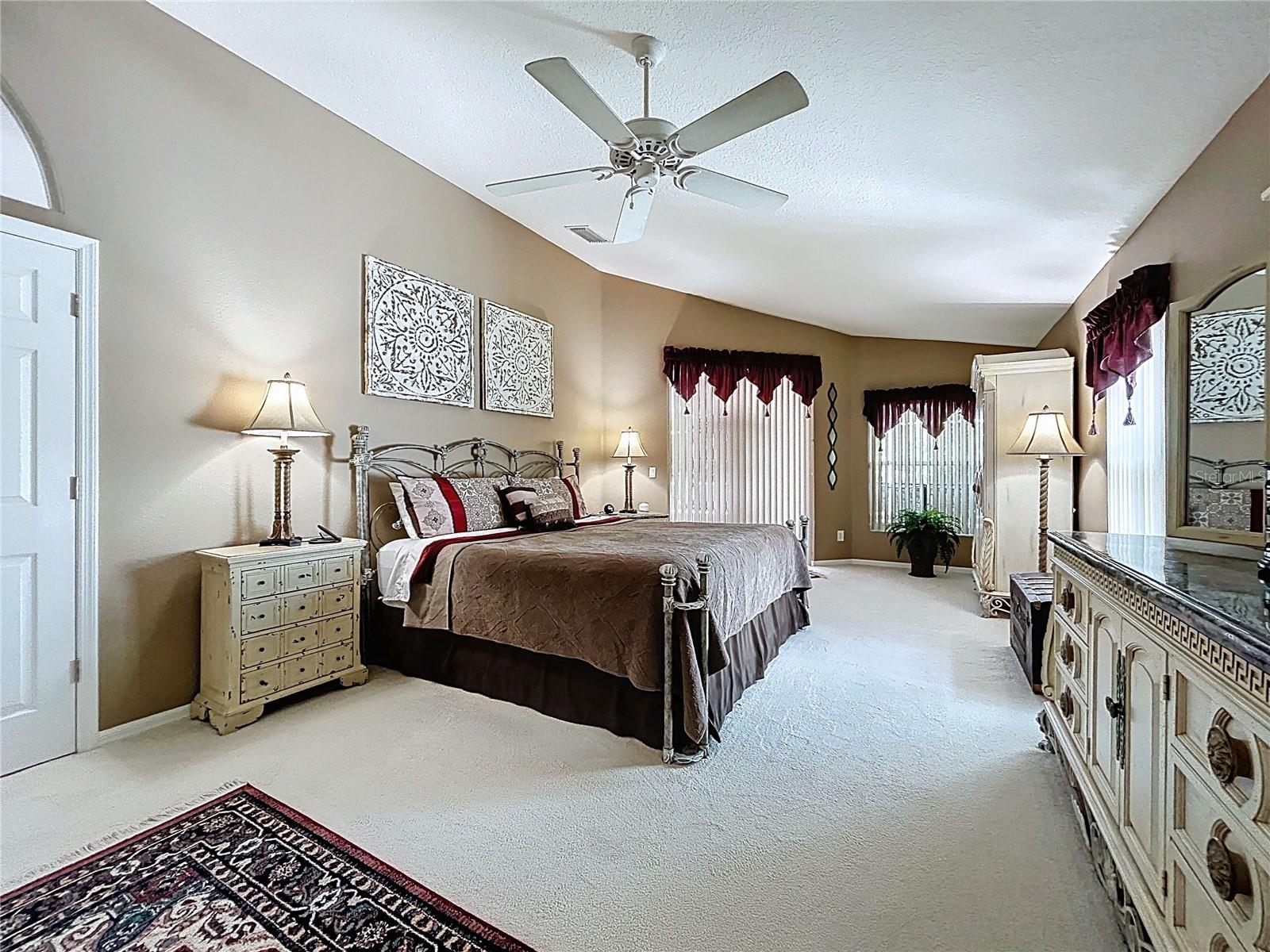 22707 LAURELDALE DR, LUTZ, FL, 33549