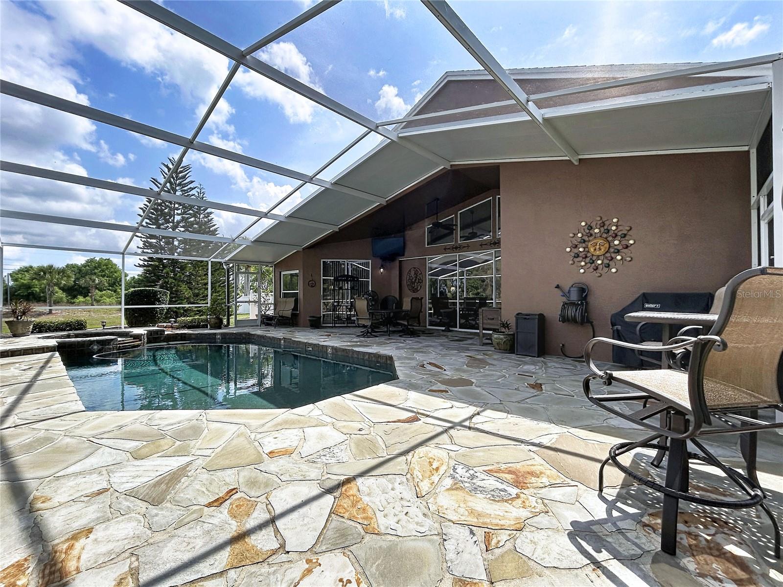 22707 LAURELDALE DR, LUTZ, FL, 33549