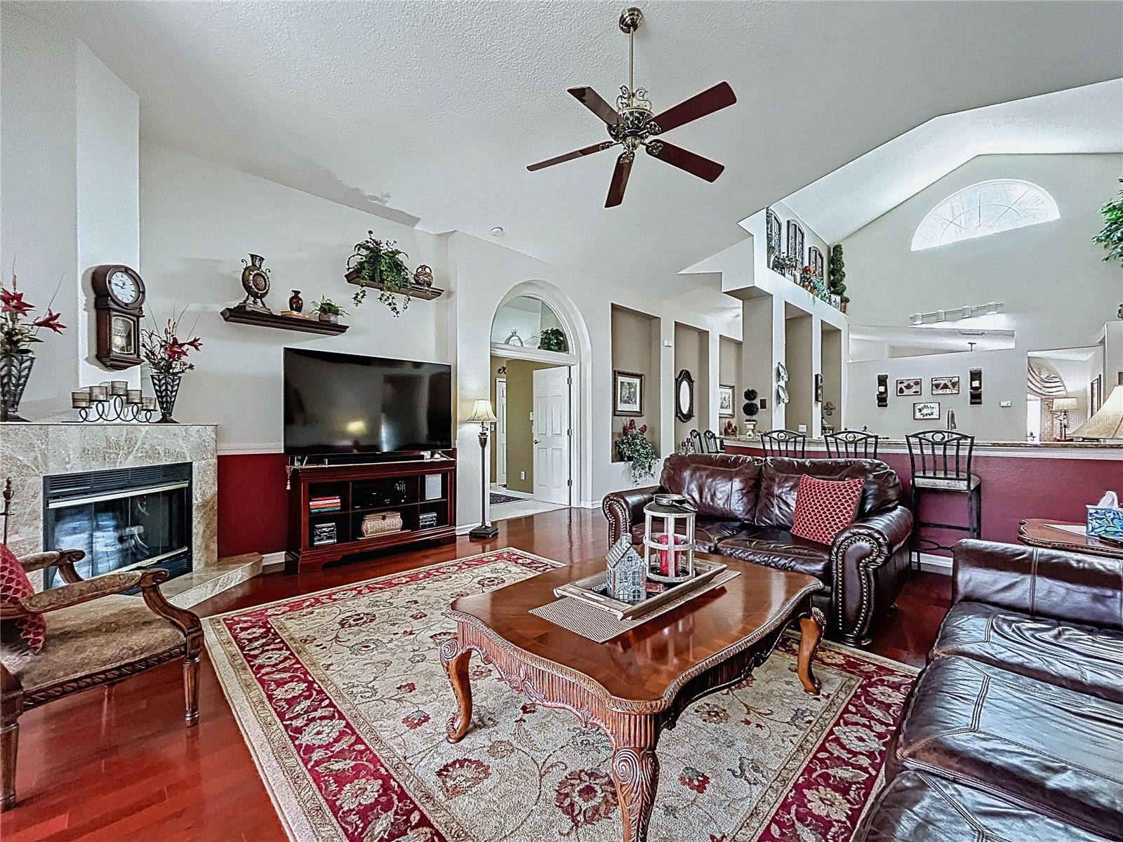 22707 LAURELDALE DR, LUTZ, FL, 33549