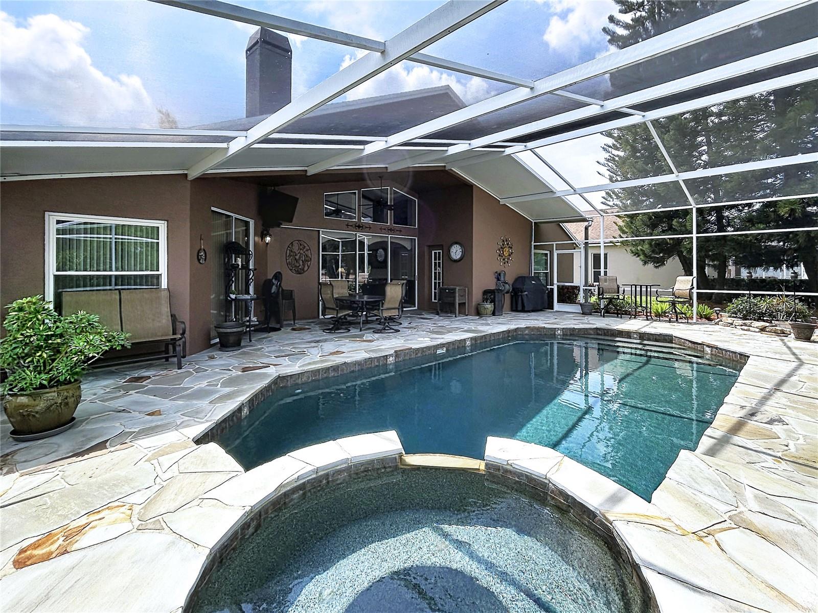 22707 LAURELDALE DR, LUTZ, FL, 33549