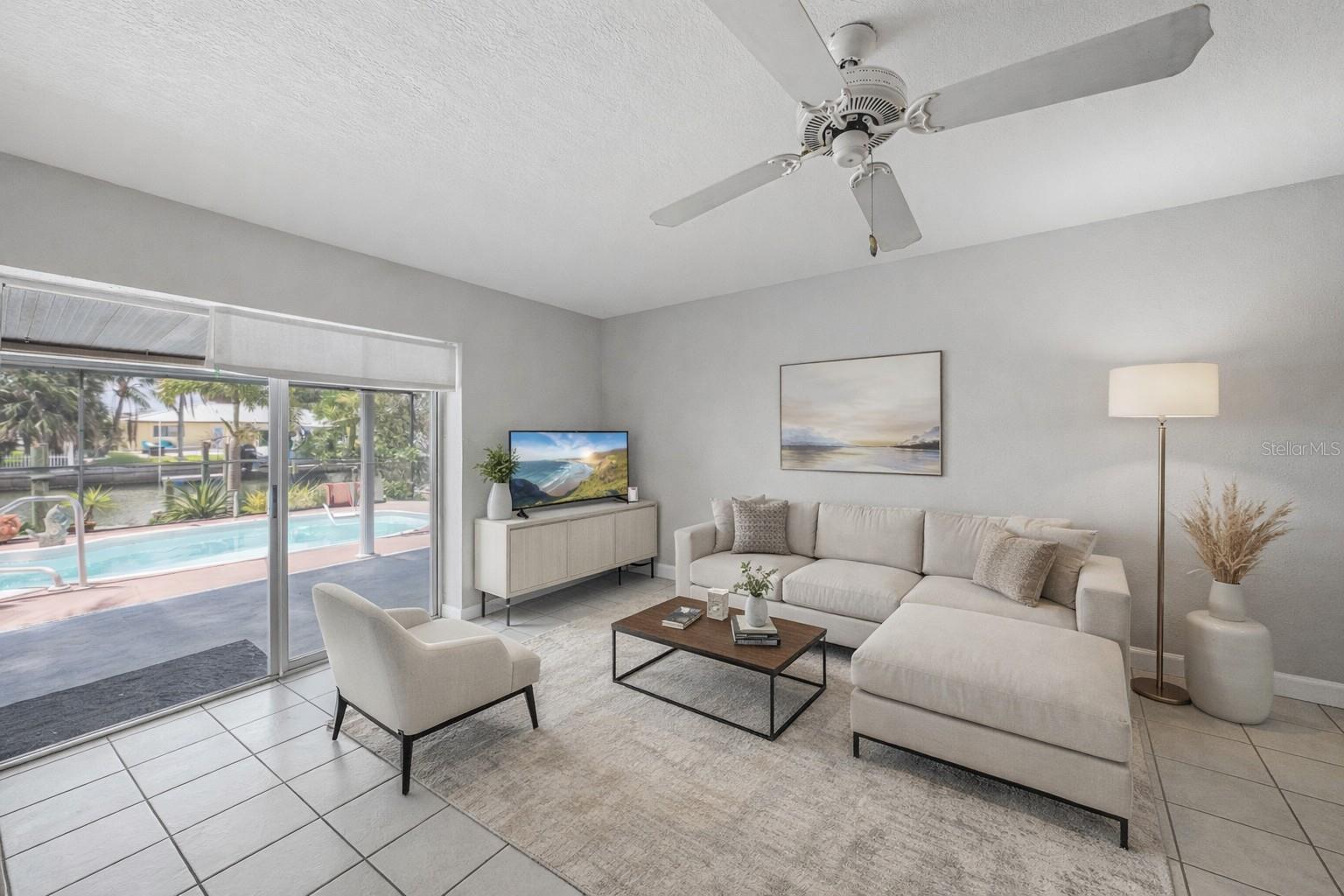 906 SAGO PALM WAY, APOLLO BEACH, FL, 33572