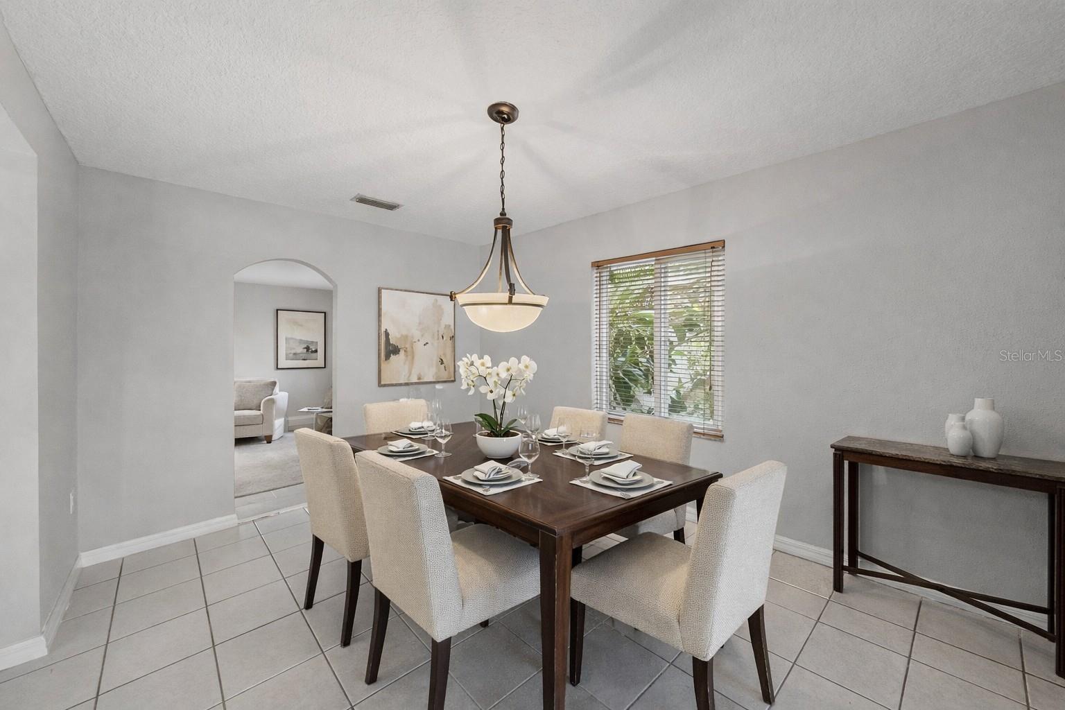 906 SAGO PALM WAY, APOLLO BEACH, FL, 33572