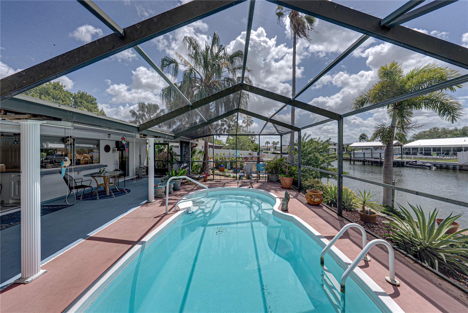 906 SAGO PALM WAY, APOLLO BEACH, FL, 33572