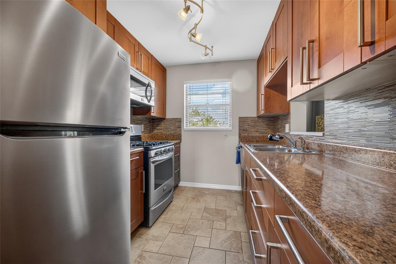 6080 80 ST N #409, ST PETERSBURG, FL, 33709