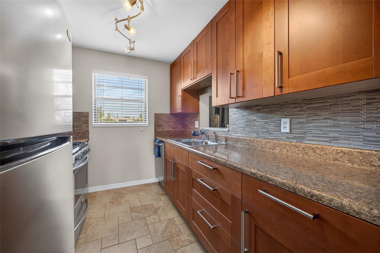 6080 80 ST N #409, ST PETERSBURG, FL, 33709