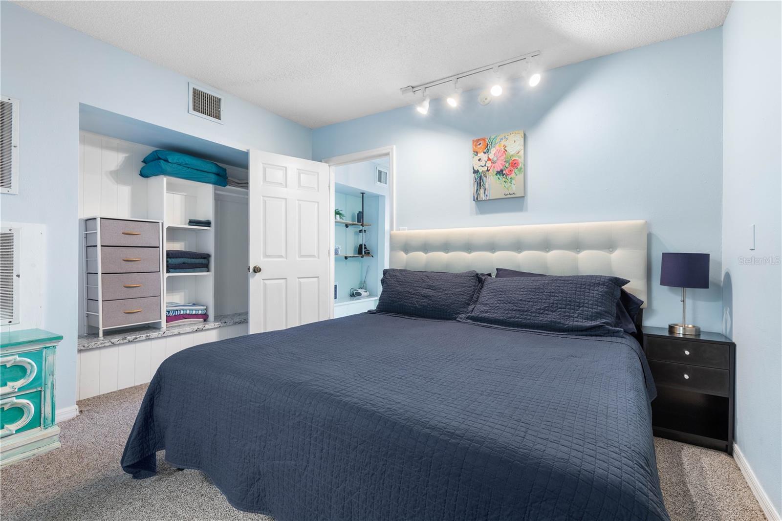 901 N OCEAN SHORE BLVD, FLAGLER BEACH, FL, 32136