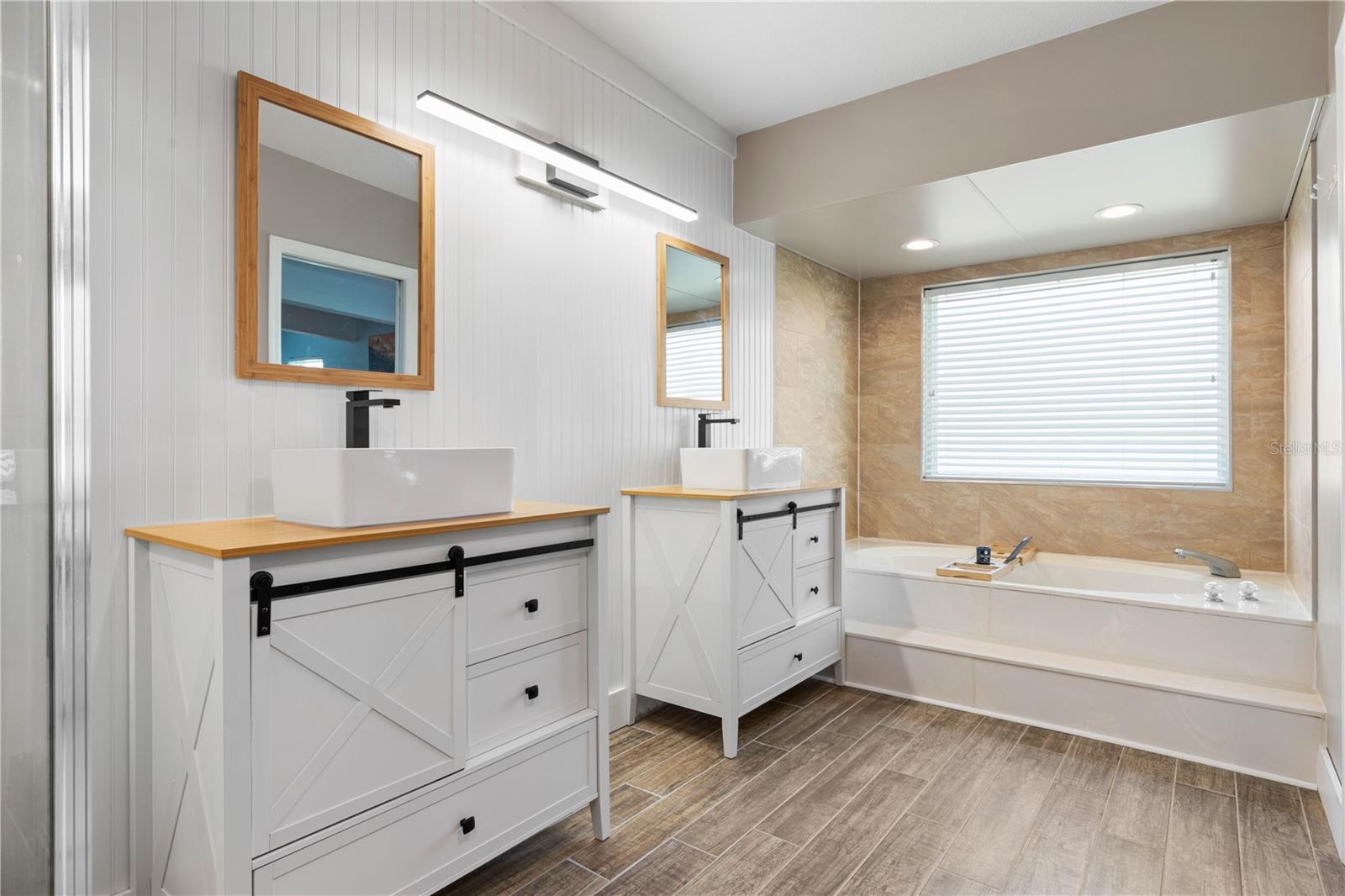 901 N OCEAN SHORE BLVD, FLAGLER BEACH, FL, 32136