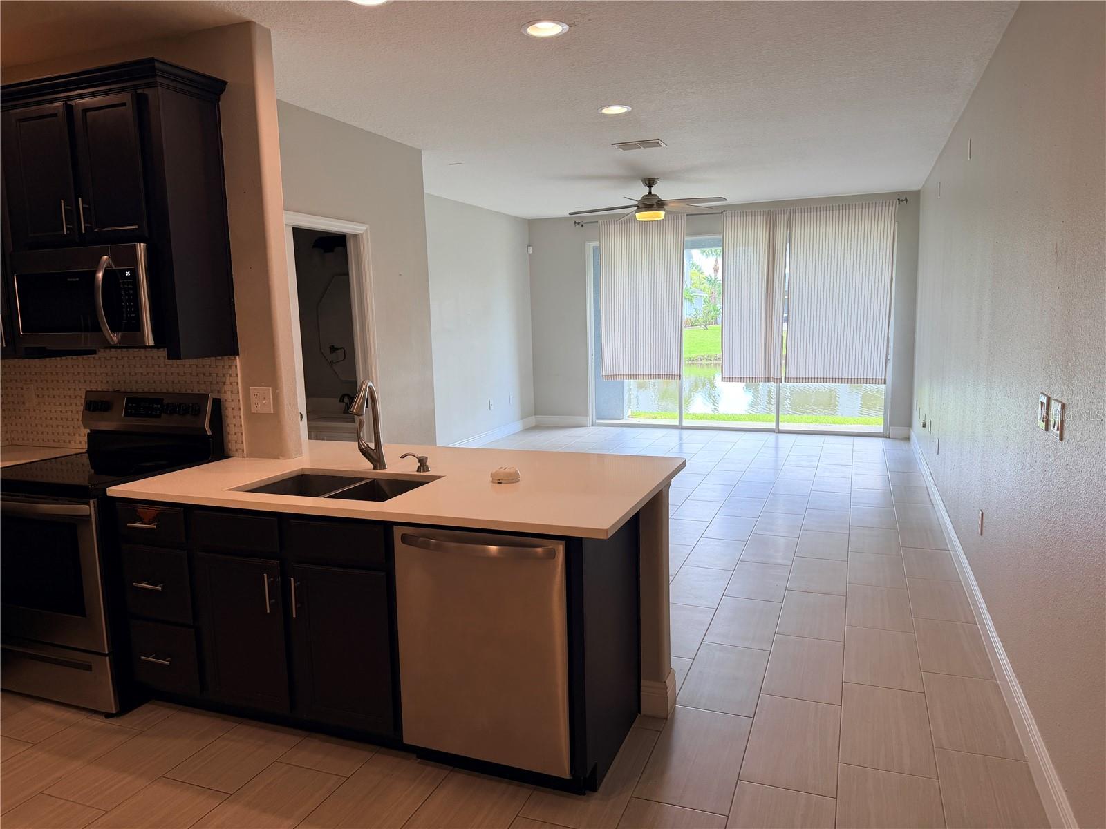 10321 WILLOW LEAF TRL, TAMPA, FL, 33625