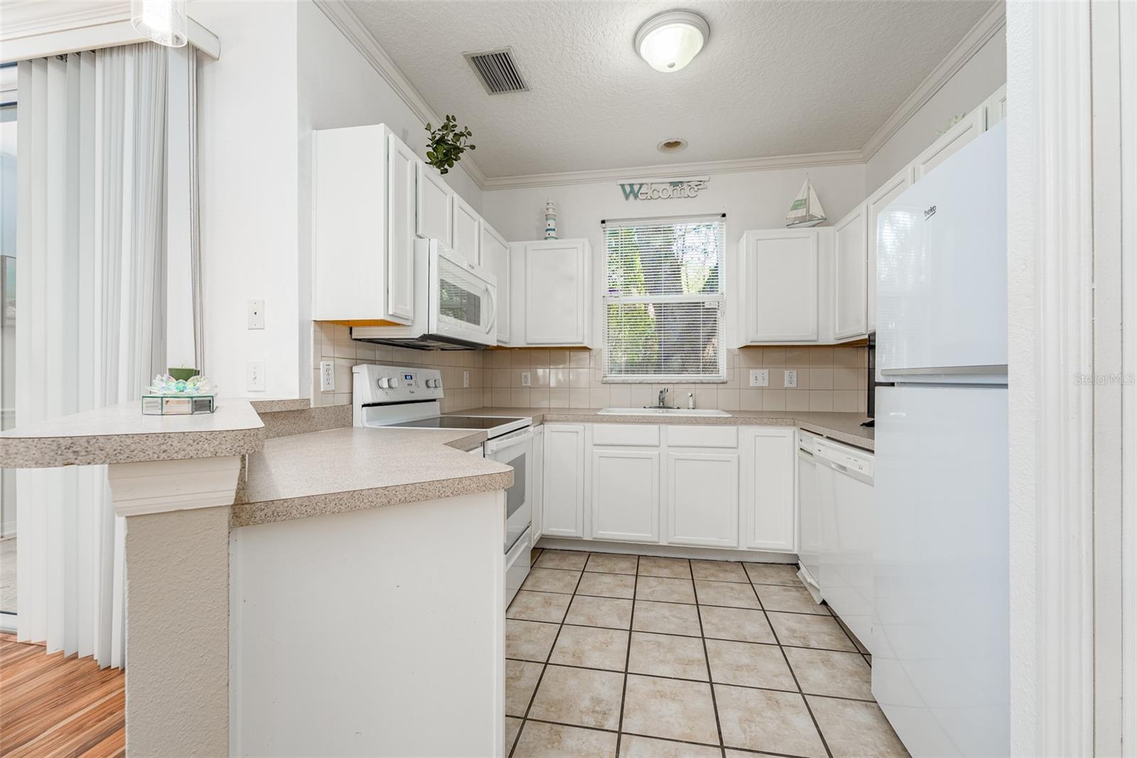 2118 GOLDEN OAK LN, VALRICO, FL, 33594