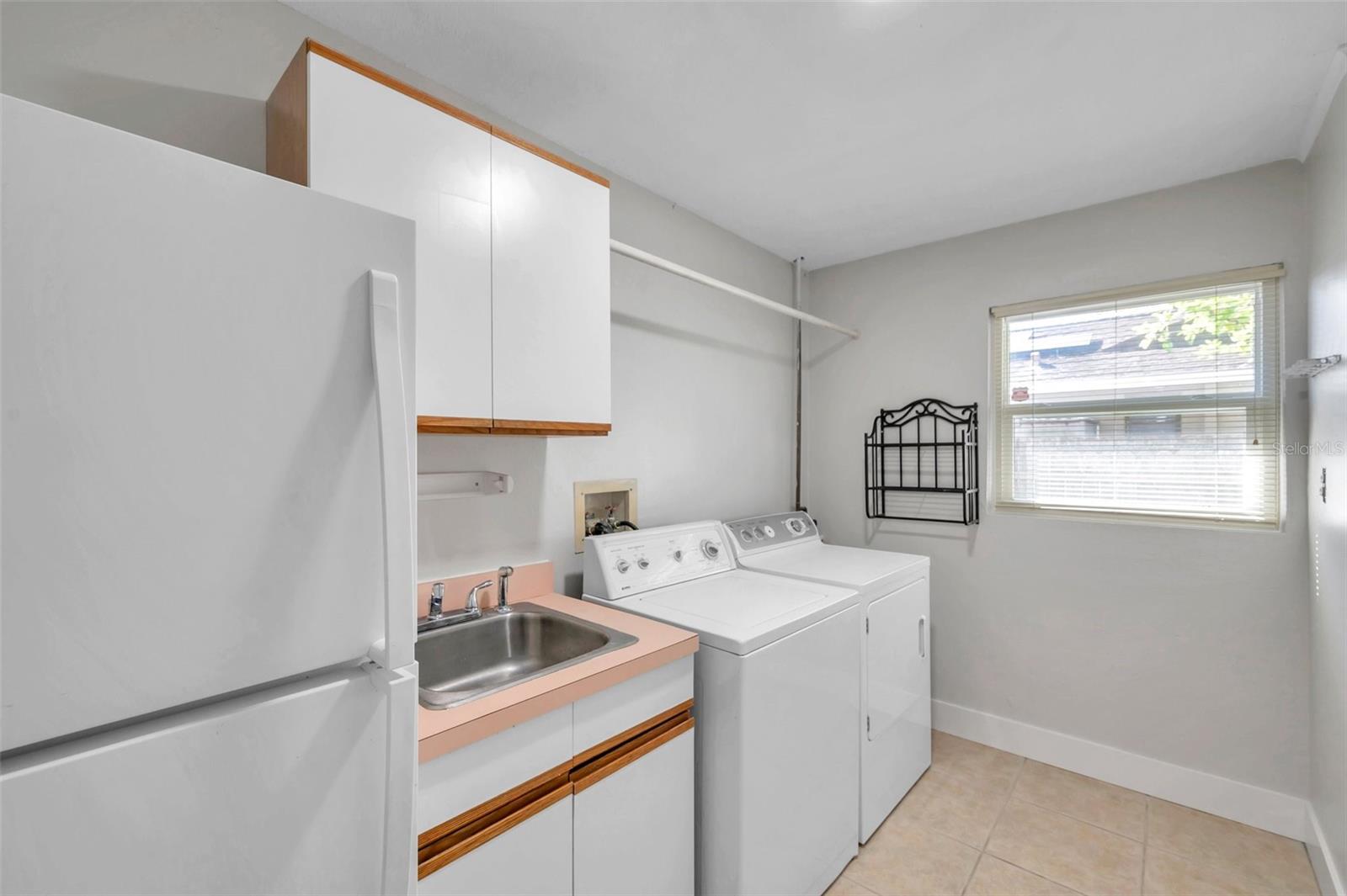 8789 MAPLEWOOD RD, SEMINOLE, FL, 33777