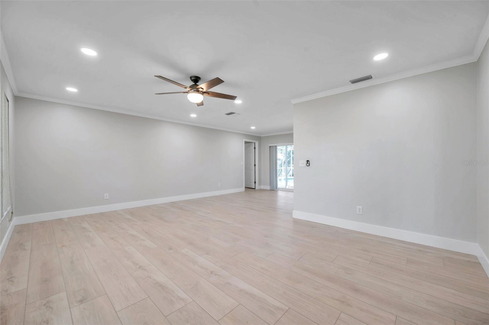 8789 MAPLEWOOD RD, SEMINOLE, FL, 33777