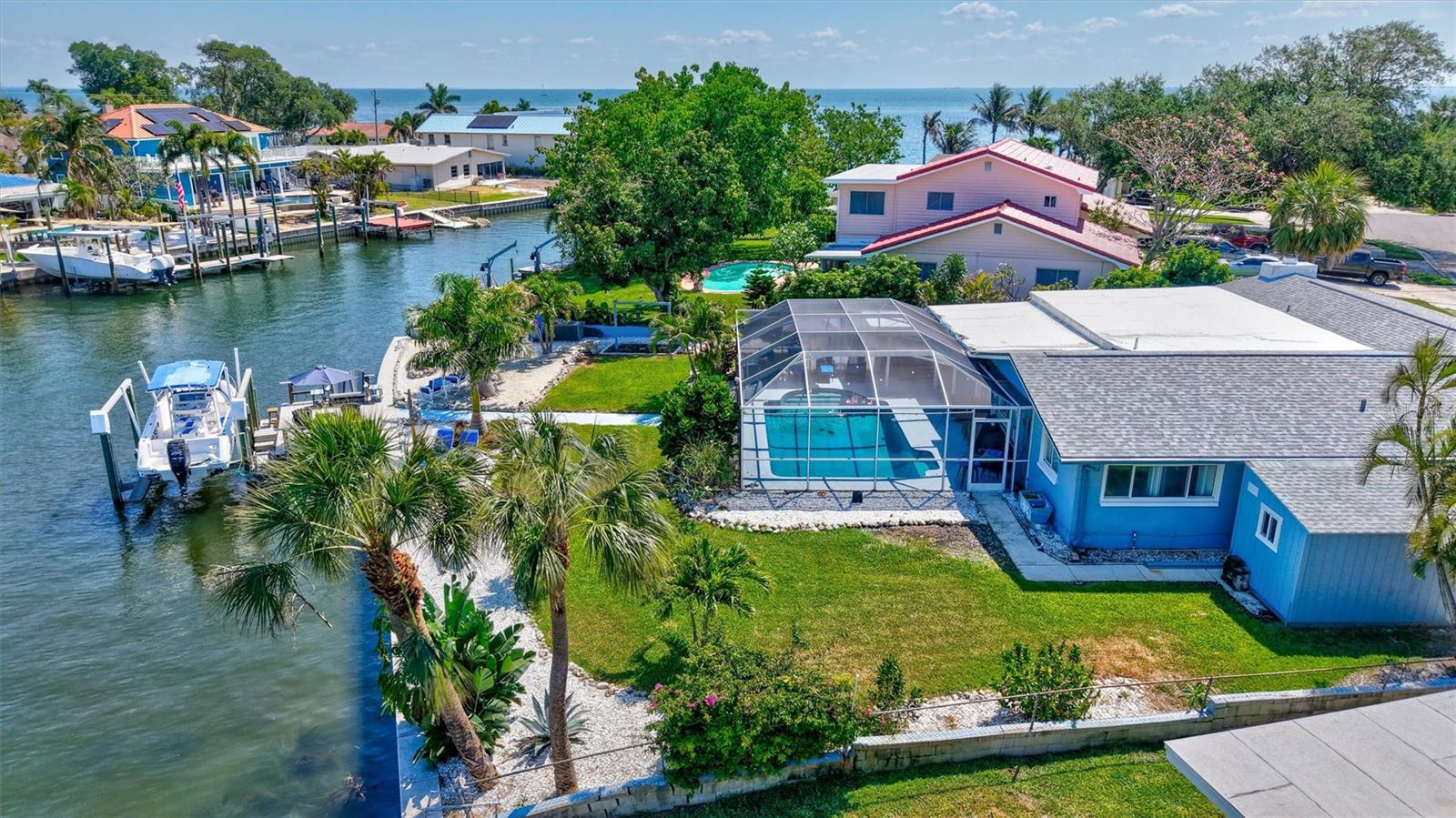 563 LEWIS BLVD SE, ST PETERSBURG, FL, 33705