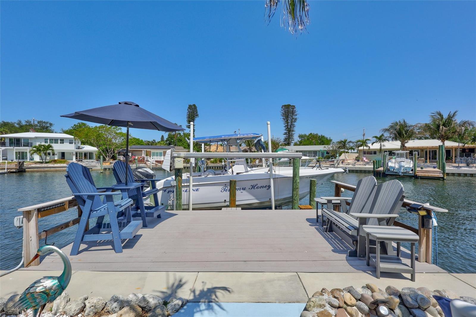 563 LEWIS BLVD SE, ST PETERSBURG, FL, 33705