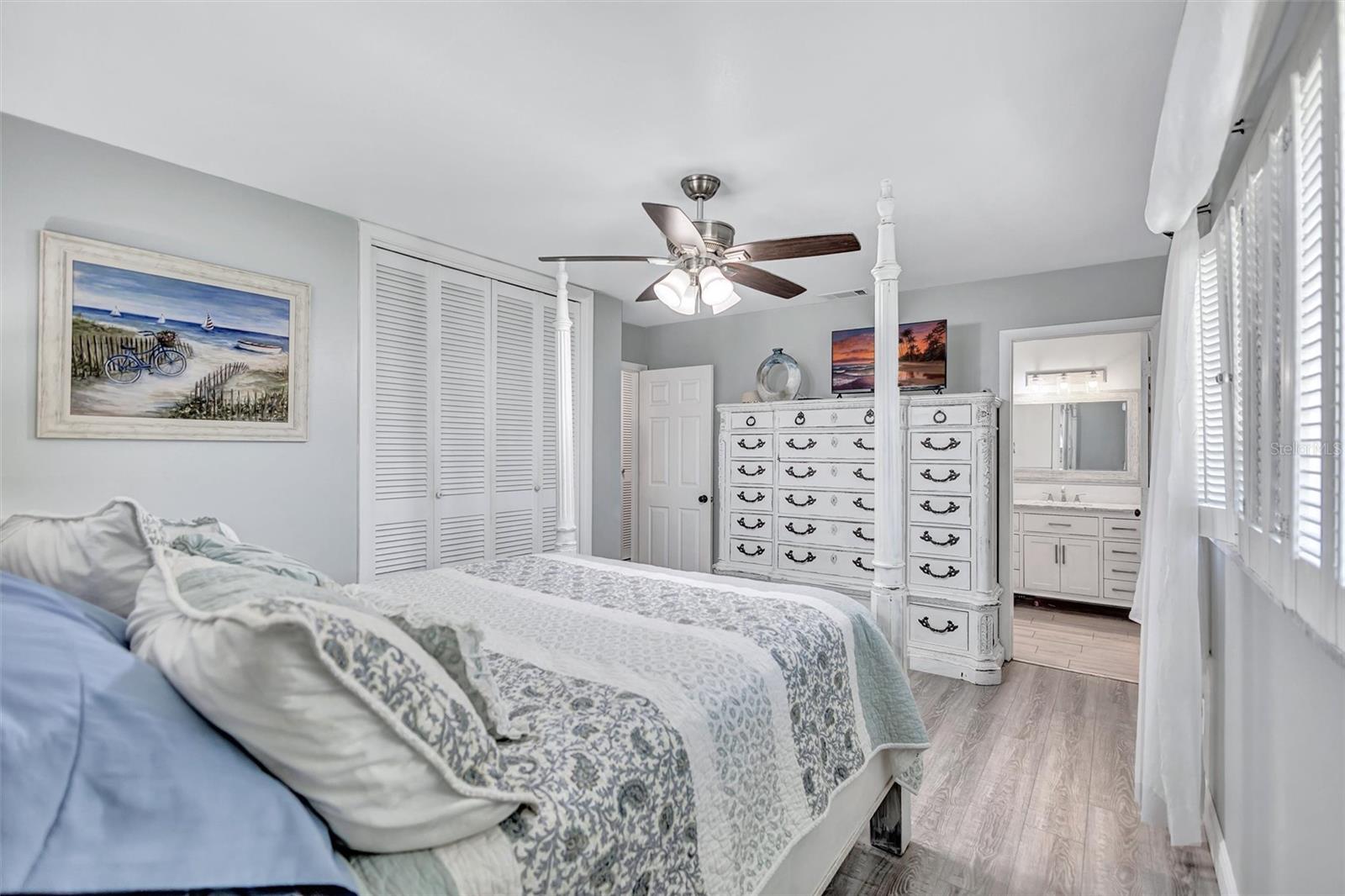 563 LEWIS BLVD SE, ST PETERSBURG, FL, 33705