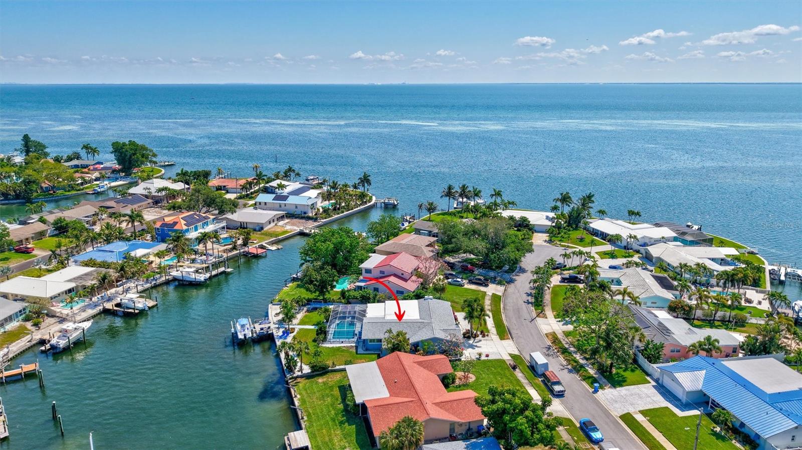 563 LEWIS BLVD SE, ST PETERSBURG, FL, 33705