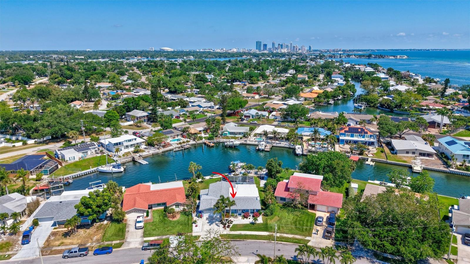 563 LEWIS BLVD SE, ST PETERSBURG, FL, 33705