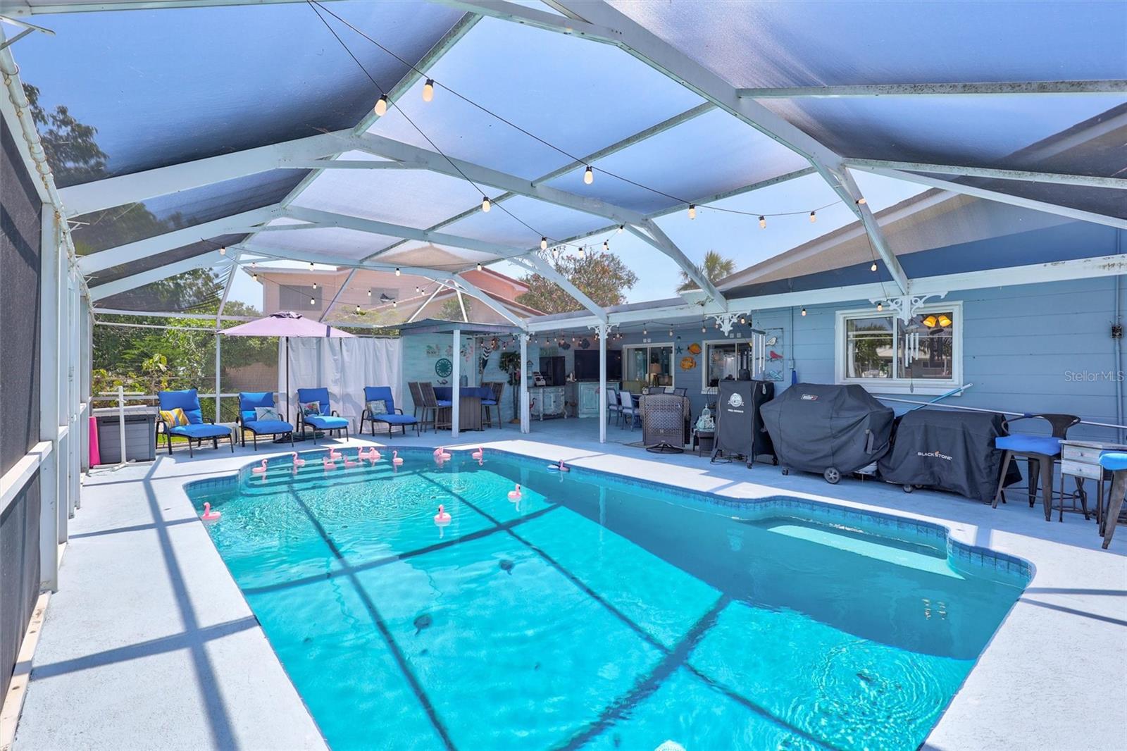 563 LEWIS BLVD SE, ST PETERSBURG, FL, 33705