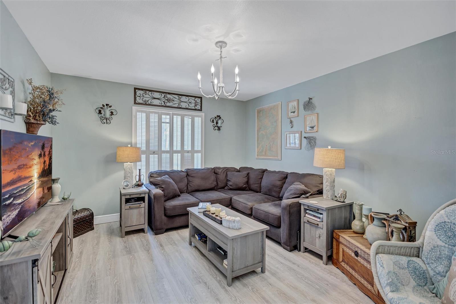 563 LEWIS BLVD SE, ST PETERSBURG, FL, 33705