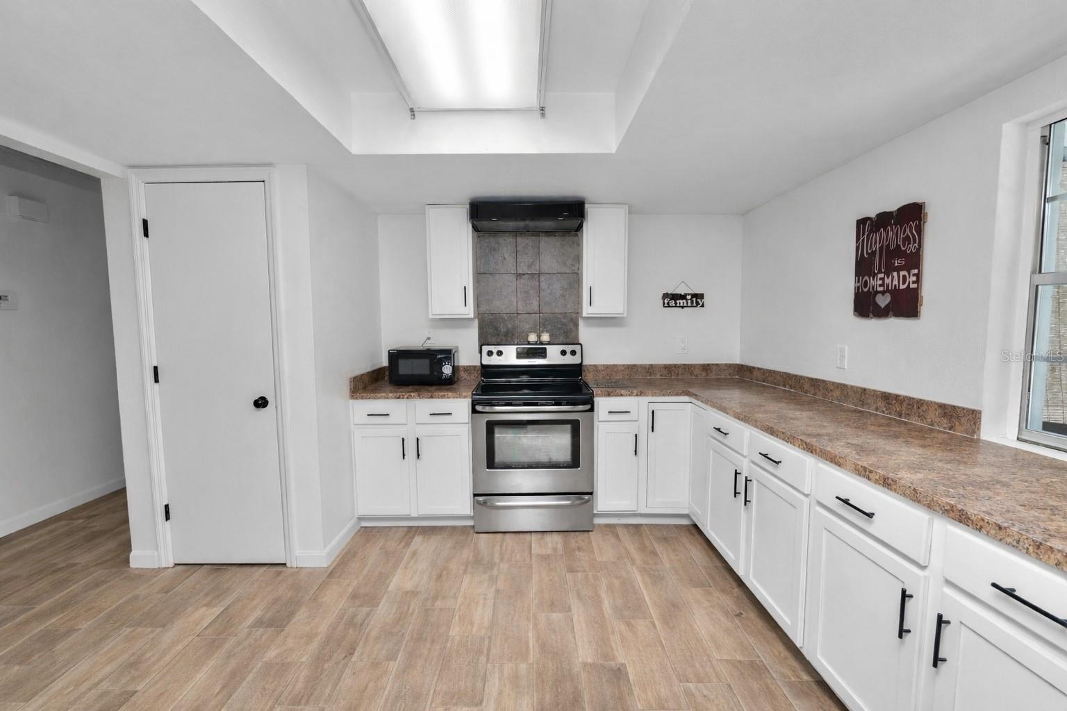 8505 TOCOI PATH, LAKELAND, FL, 33810