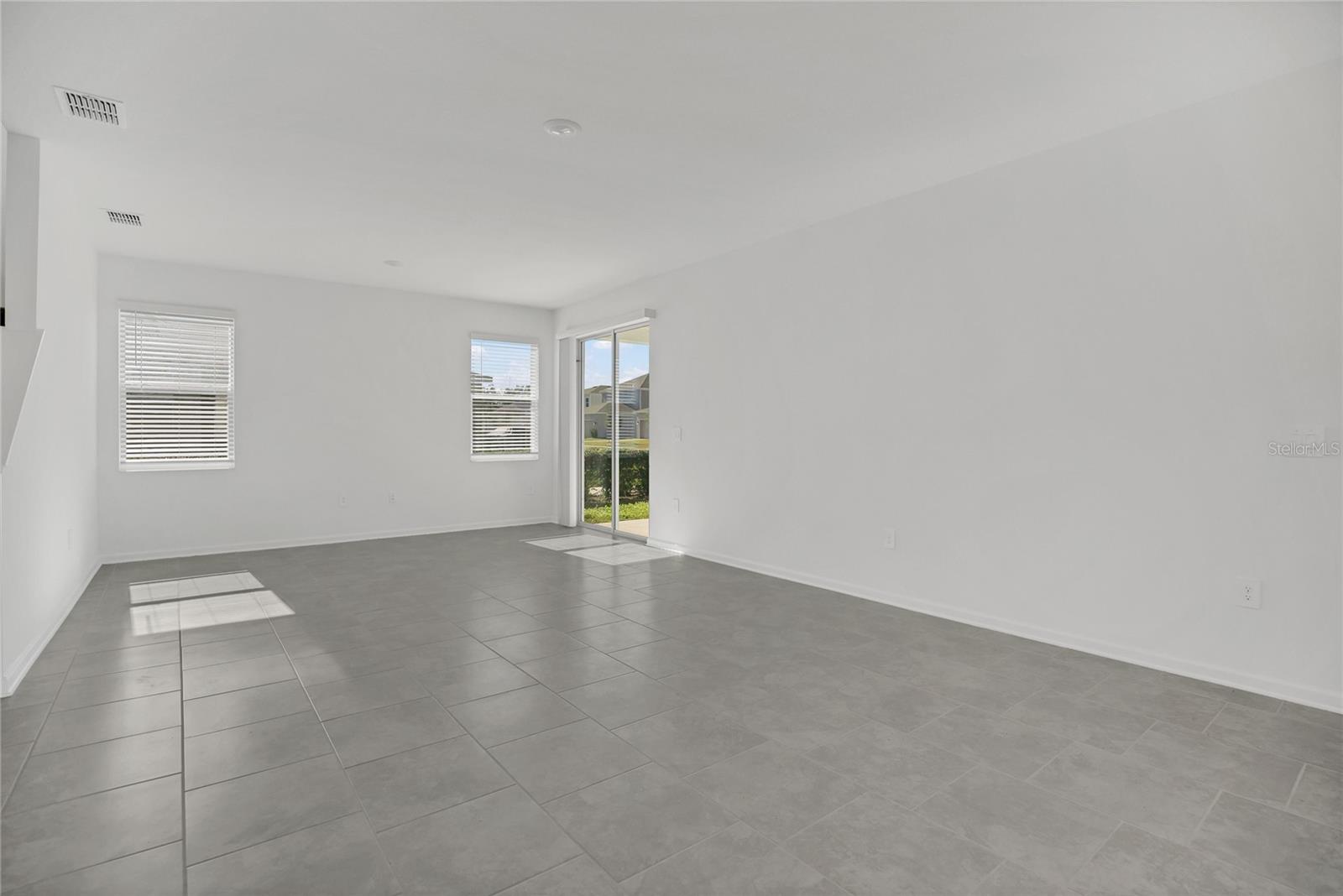 2048 SHAGGY FISHER DR, APOPKA, FL, 32712