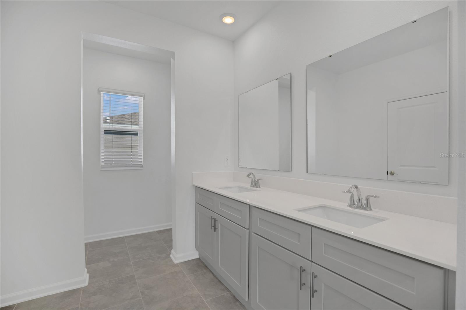 2048 SHAGGY FISHER DR, APOPKA, FL, 32712