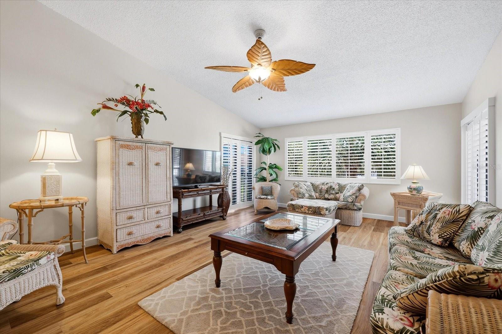 2593 COUNTRYSIDE BLVD #7301, CLEARWATER, FL, 33761