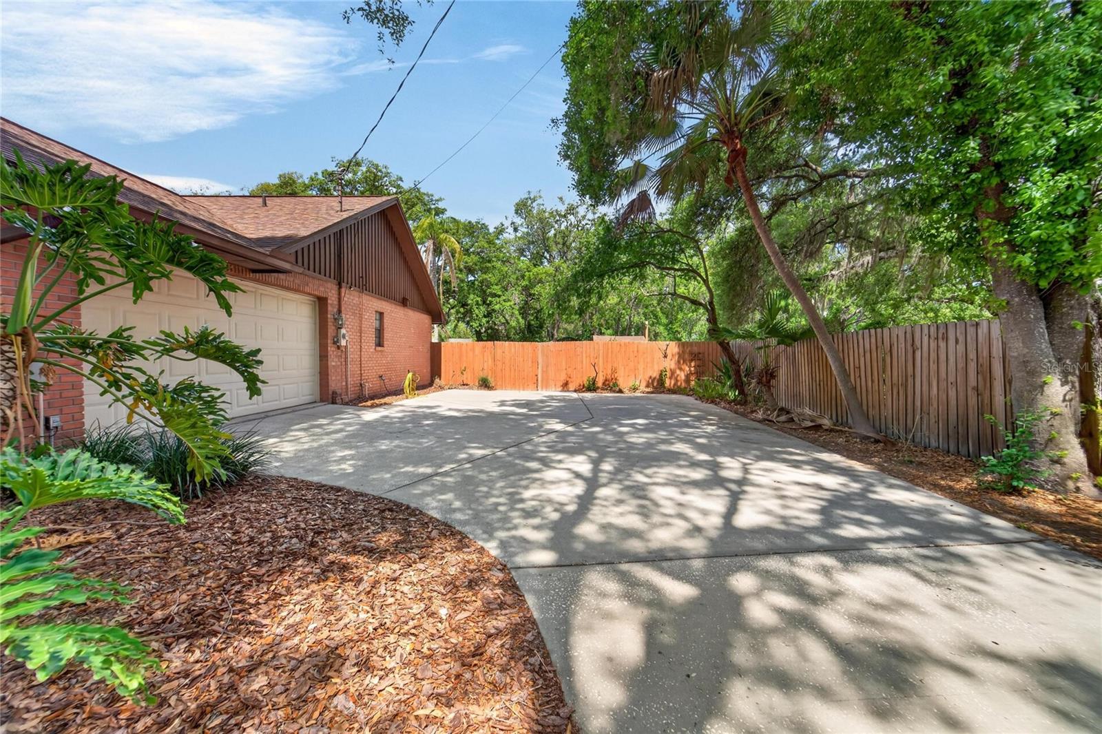 12506 SHADOW RUN BLVD, RIVERVIEW, FL, 33569