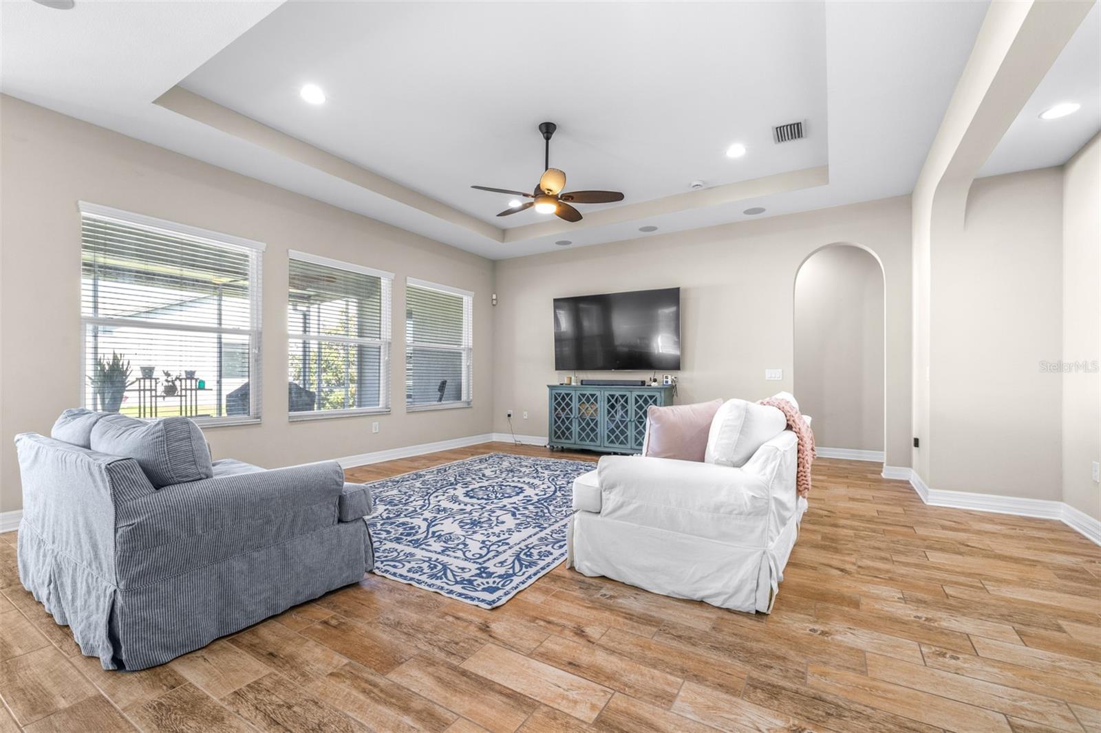 2397 GWYNHURST BLVD, WESLEY CHAPEL, FL, 33543