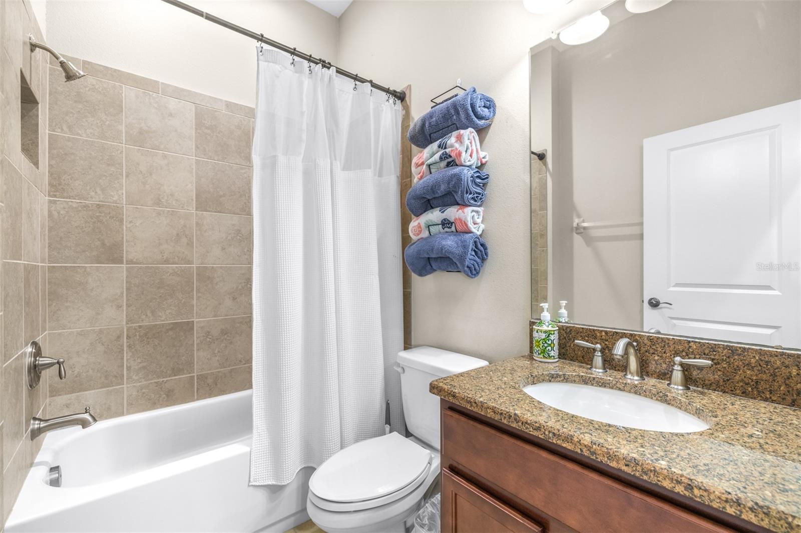 2397 GWYNHURST BLVD, WESLEY CHAPEL, FL, 33543