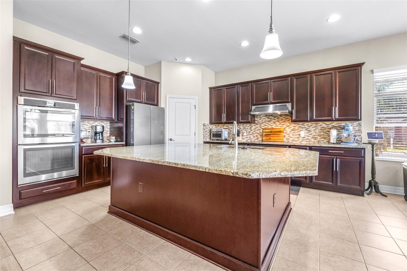 2397 GWYNHURST BLVD, WESLEY CHAPEL, FL, 33543