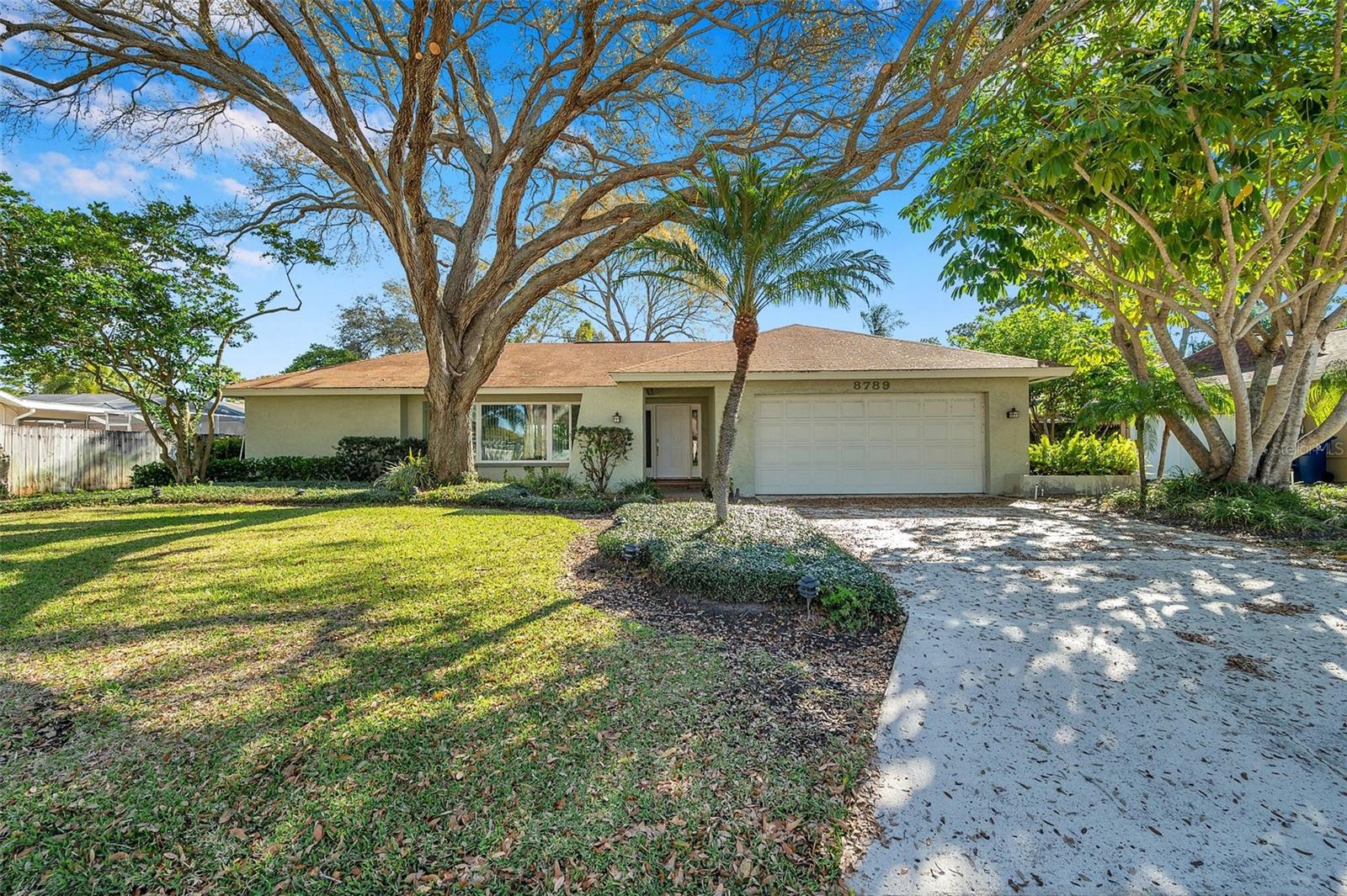 8789 MAPLEWOOD RD, SEMINOLE, FL, 33777