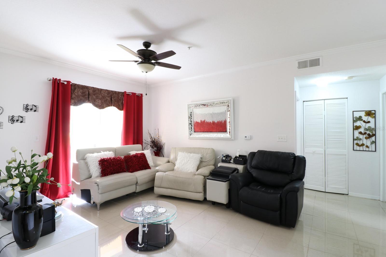 5610 PINNACLE HEIGHTS CIR #107, TAMPA, FL, 33624