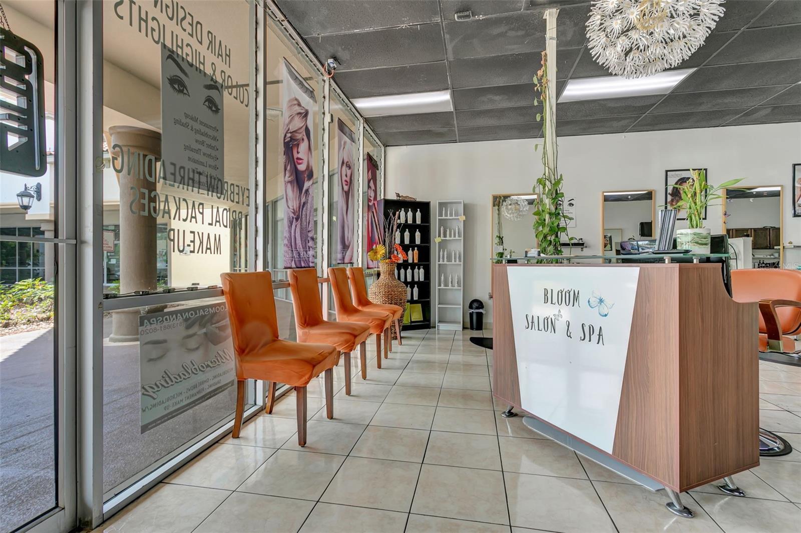 1903 E FL 60 #D, VALRICO, FL, 33594