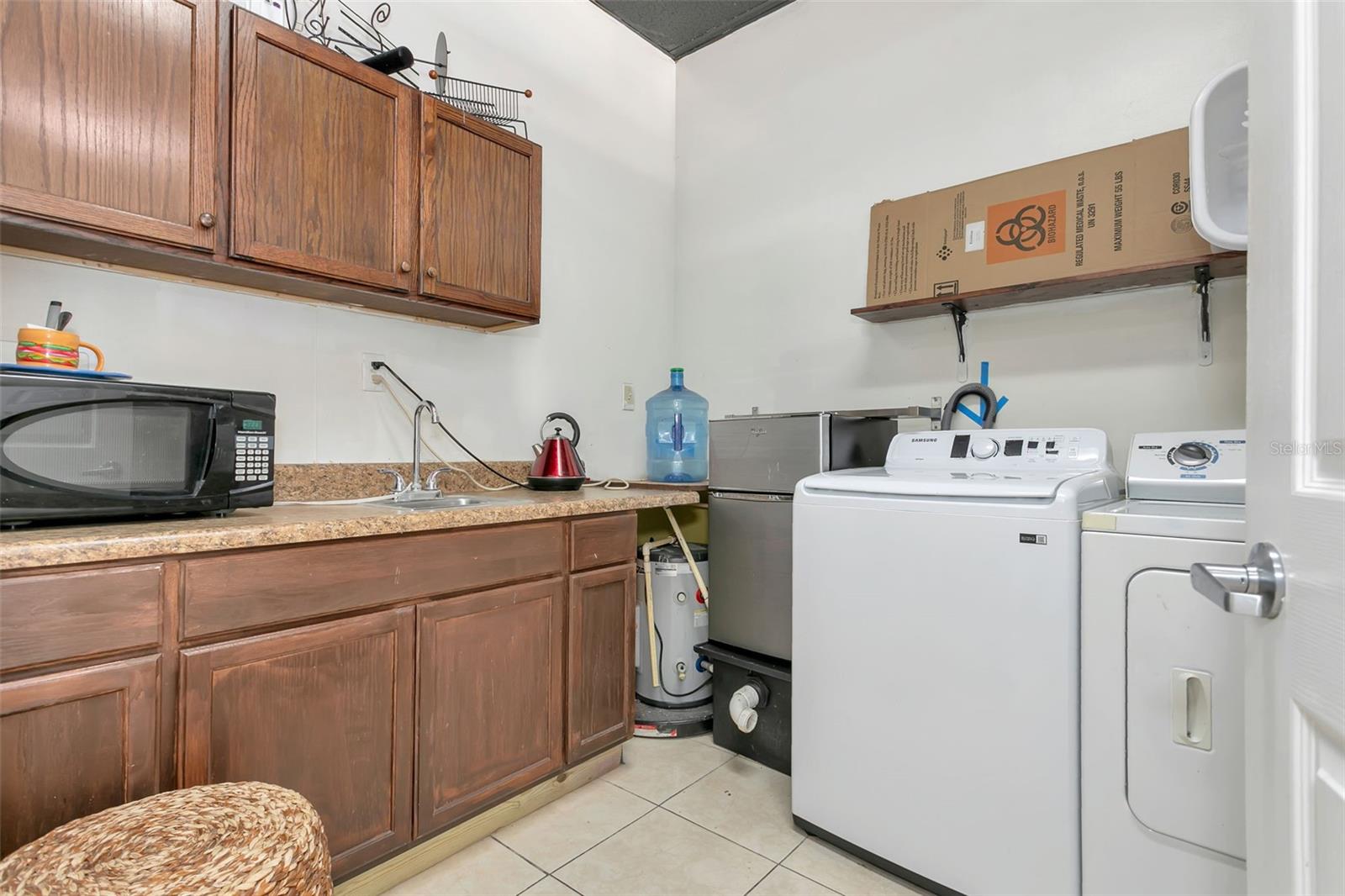 1903 E FL 60 #D, VALRICO, FL, 33594