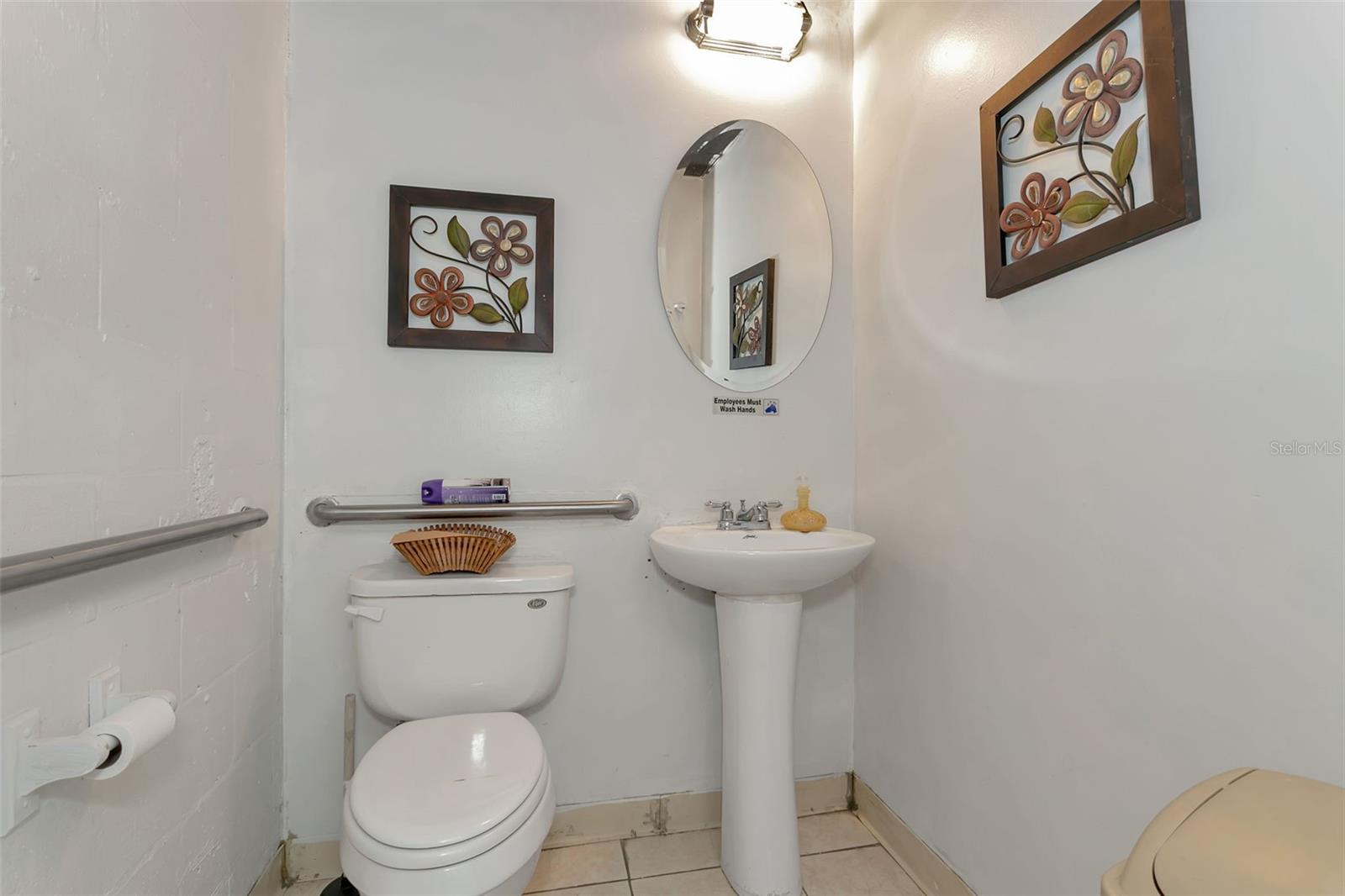 1903 E FL 60 #D, VALRICO, FL, 33594