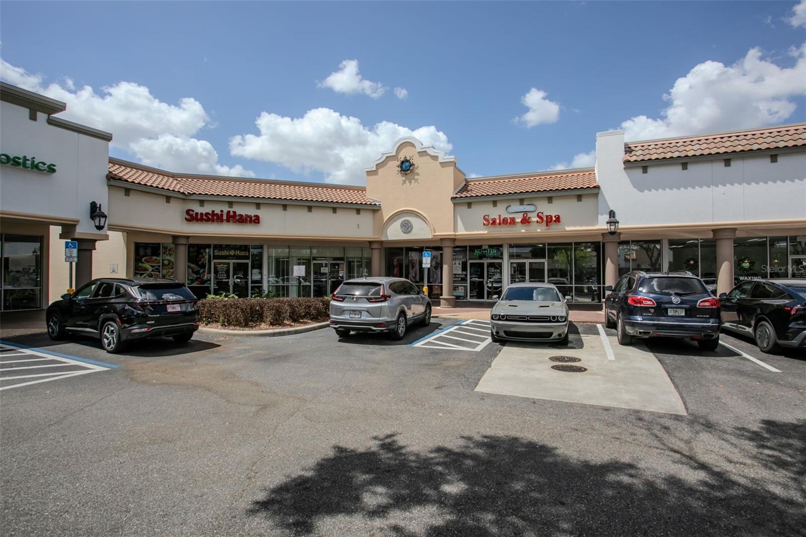 1903 E FL 60 #D, VALRICO, FL, 33594