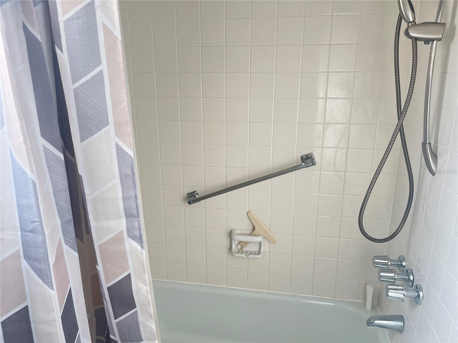 655 PARK CIR, BRADENTON, FL, 34207