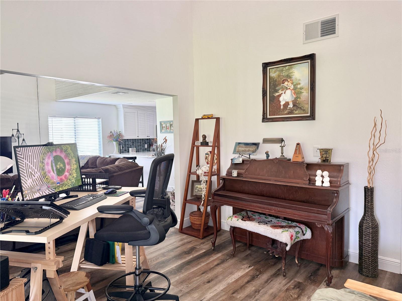 207 GRANADA COURT N, PLANT CITY, FL, 33566