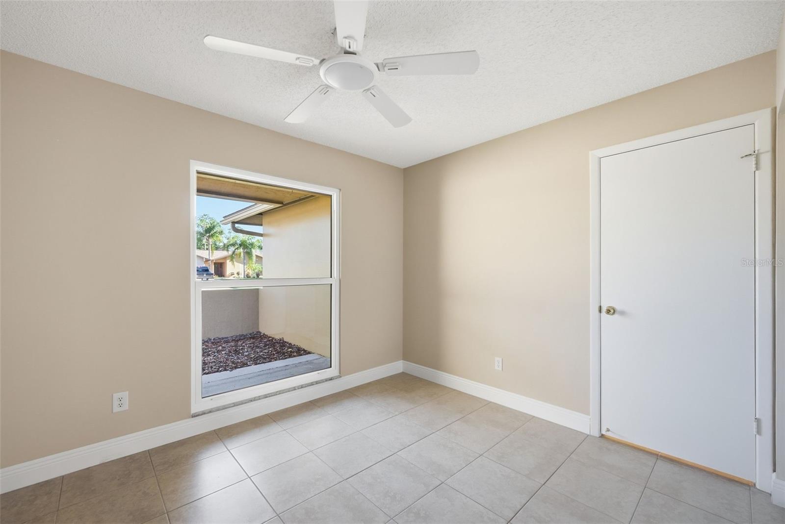 4017 BRAESGATE LN, TAMPA, FL, 33624