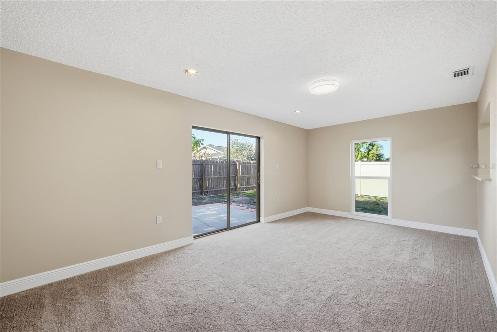 4017 BRAESGATE LN, TAMPA, FL, 33624