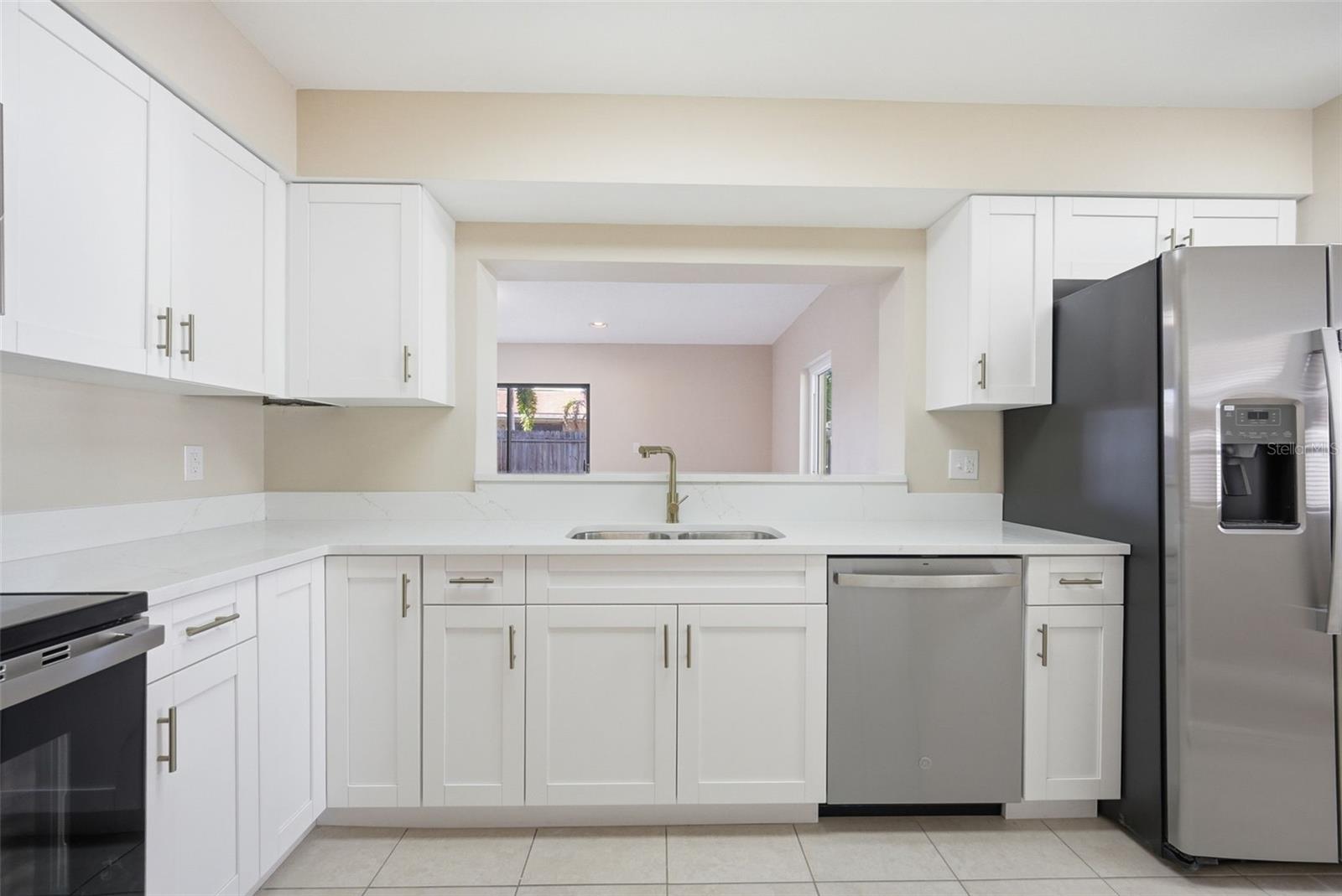 4017 BRAESGATE LN, TAMPA, FL, 33624