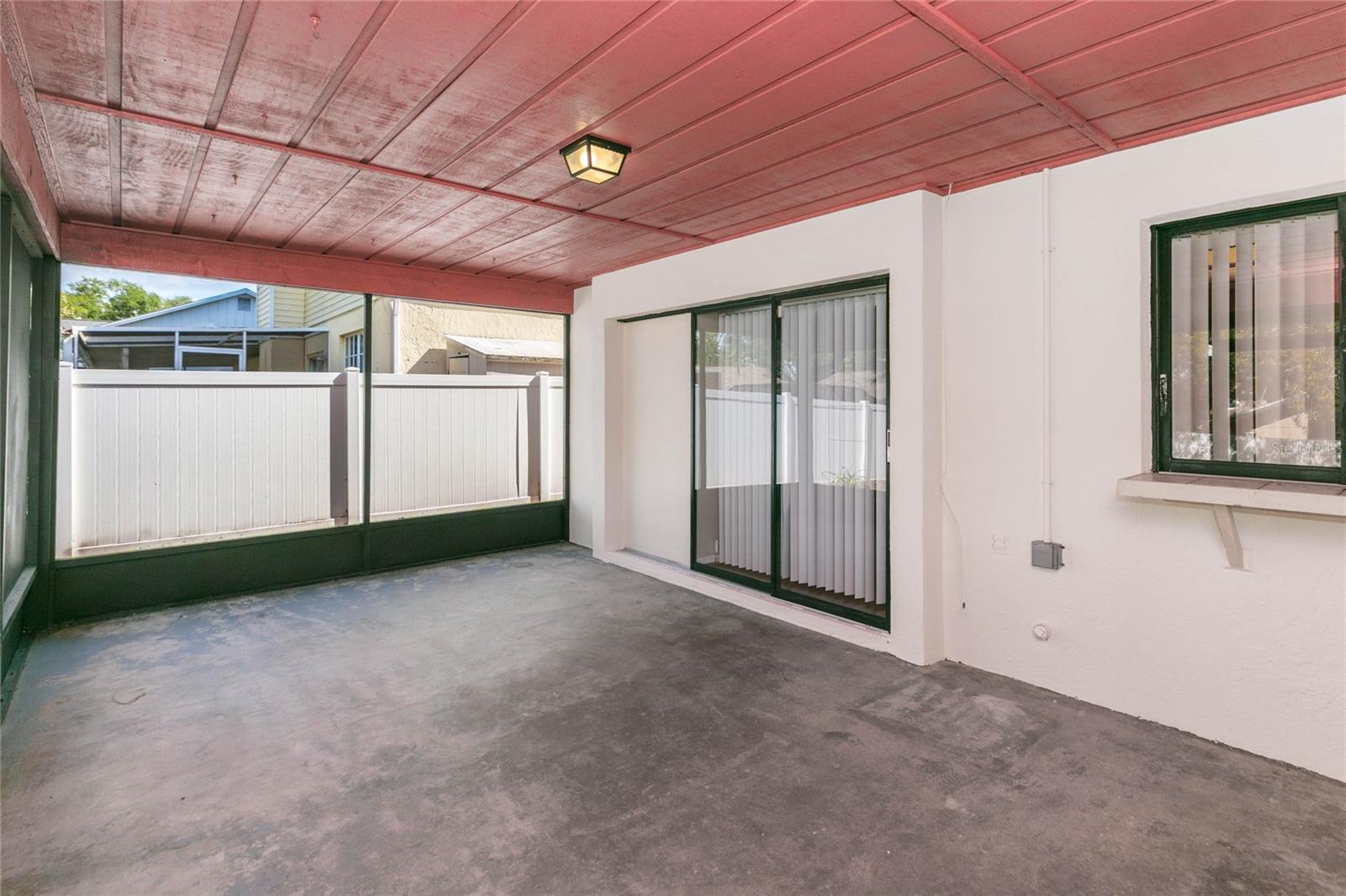 2528 BRIMHOLLOW DR, VALRICO, FL, 33596