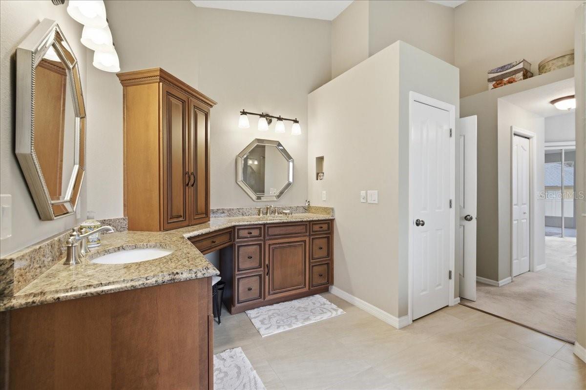 4408 WINDING RIVER DR, VALRICO, FL, 33596