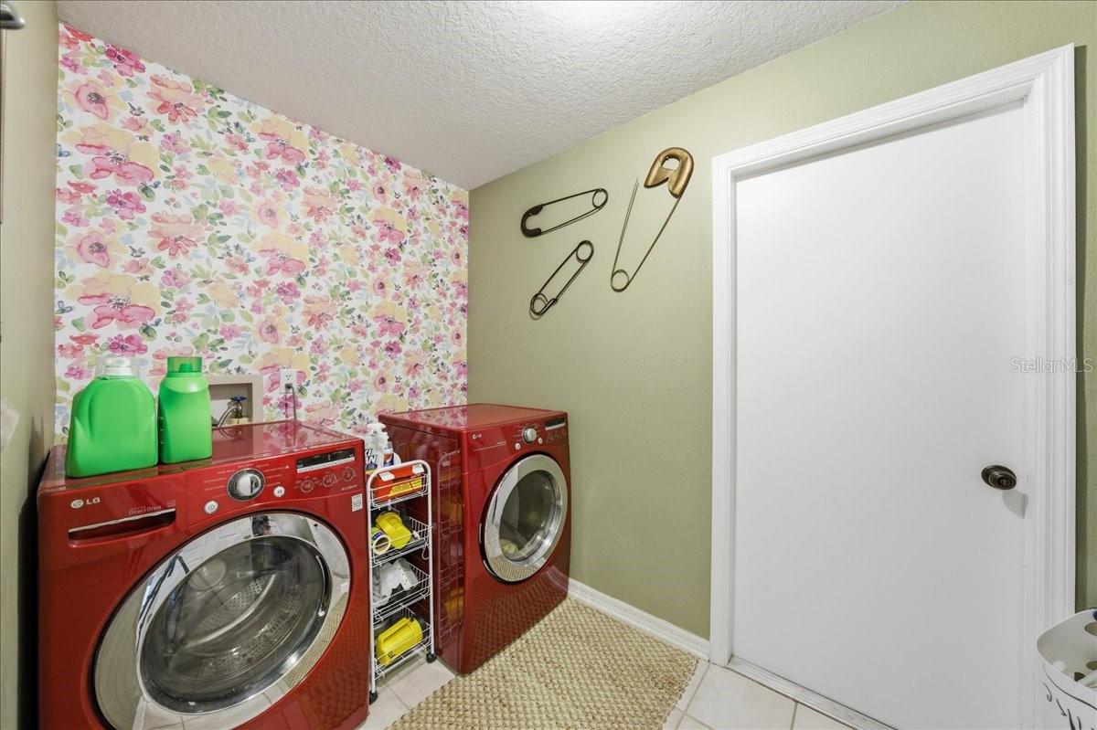 4408 WINDING RIVER DR, VALRICO, FL, 33596